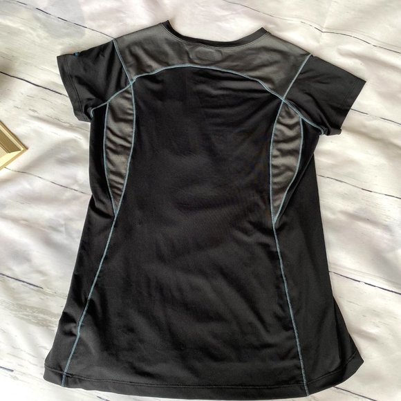 Gym Exercise Black Top - Picture 2 of 6